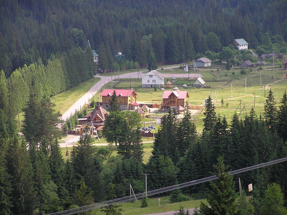 Vedmid Hotell Myslovka Eksteriør bilde